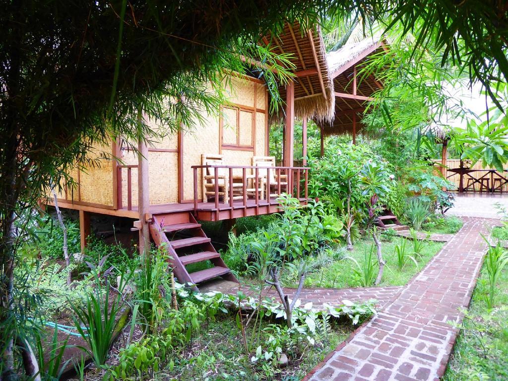 Tanjung  Shibui Garden Bungalows And Restaurant מראה חיצוני תמונה