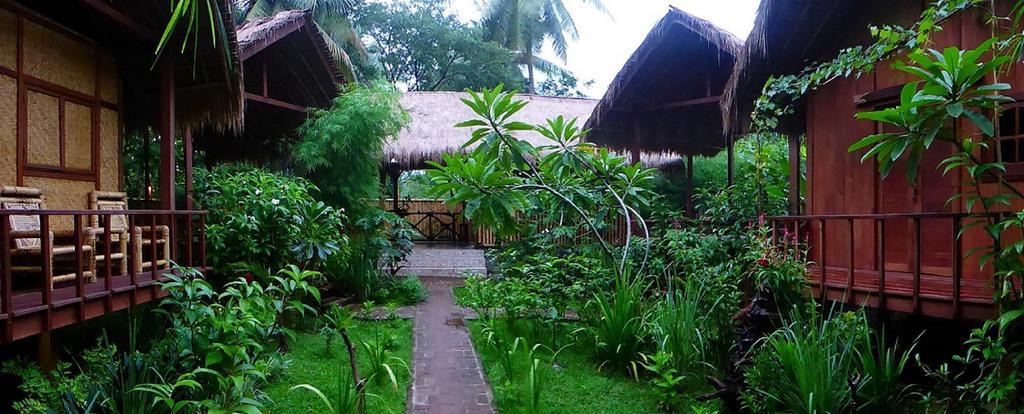 Tanjung  Shibui Garden Bungalows And Restaurant מראה חיצוני תמונה